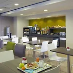 Citadines Les Halles 4*