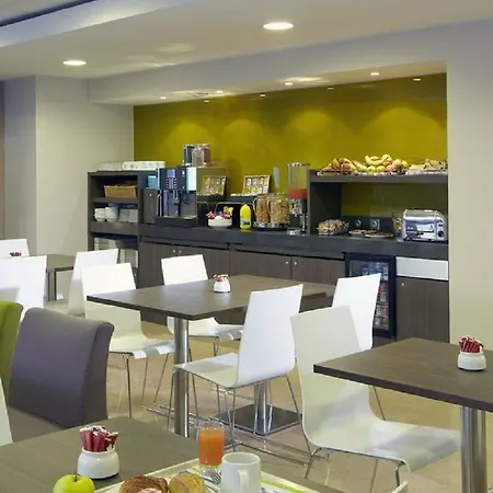Citadines Les Halles 4*