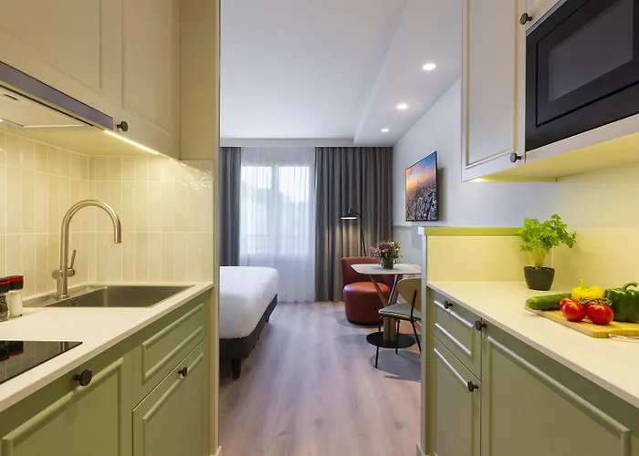 Апарт-отель Citadines Les Halles Париж