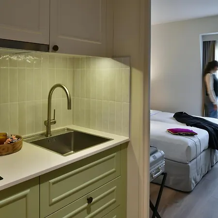Citadines Les Halles Aparthotel 4*